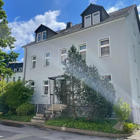 Apartment 3s Real Estate *